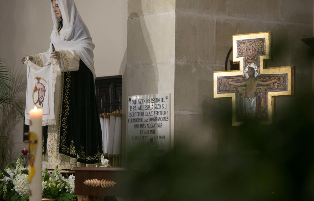 Miles de personas en el domingo de Santa Faz