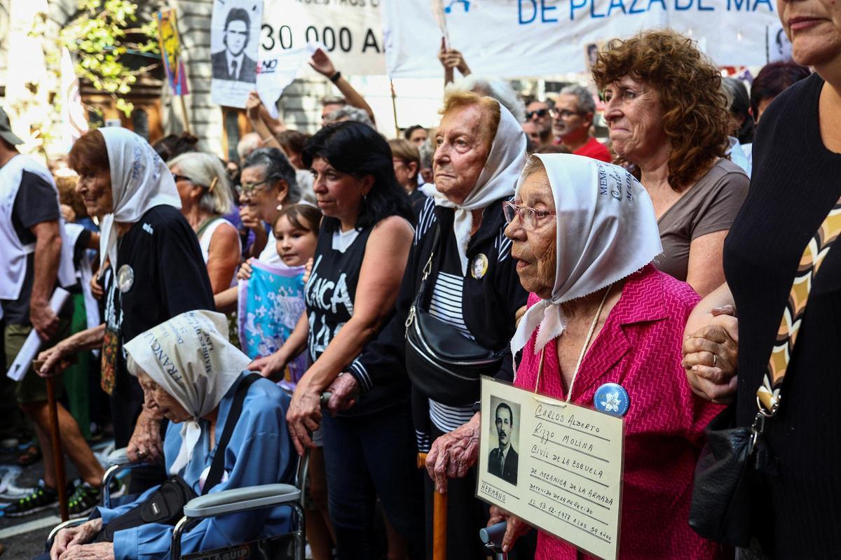 Masiva marcha en Argentina en conmemoración de las víctimas de la Dictadura a 48 años del golpe