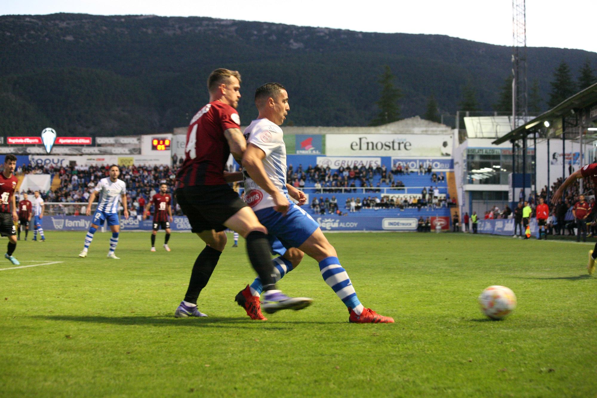 Tablas en el Collao entre el  Alcoyano y el Eldense.