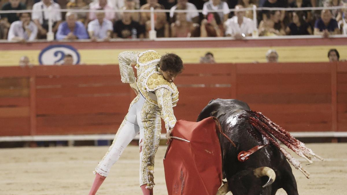 CORRIDAS TORO PALMA | Talavante, que cortó tres orejas, fue el triunfador de la noche