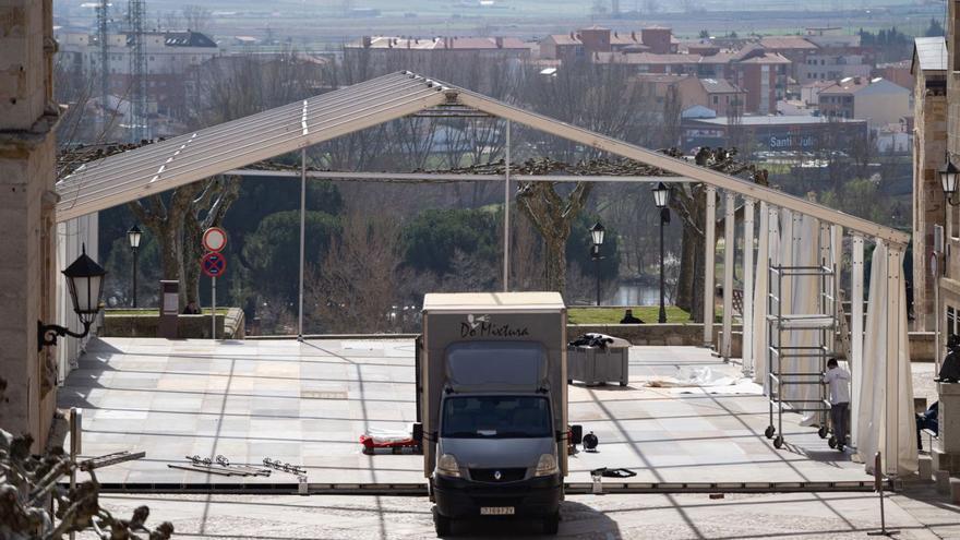 Las obras del Parador de Zamora dejan en el aire la carpa de Semana Santa en Claudio Moyano