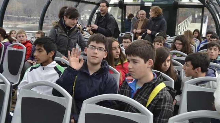 Alumnos de Viseu (Portugal) y Puebla visitan lugares emblemáticos del Parque Natural