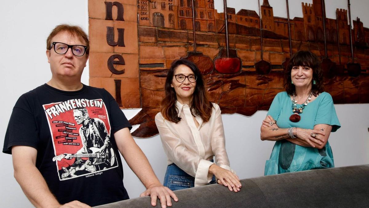 Por la izquierda. Luis Artigue, Pilar Fraile y Rosa Montero.