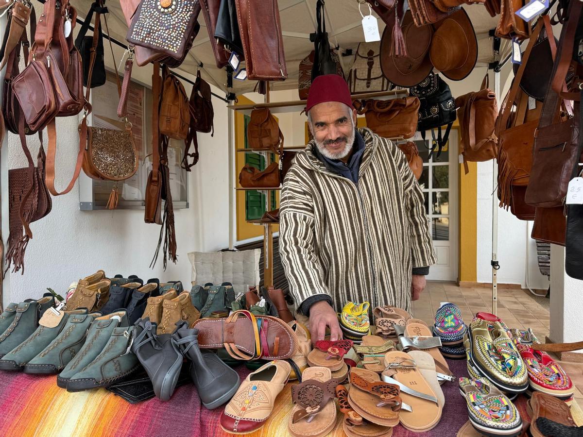 Un recorrido de domingo por el mercadillo de Sant Joan