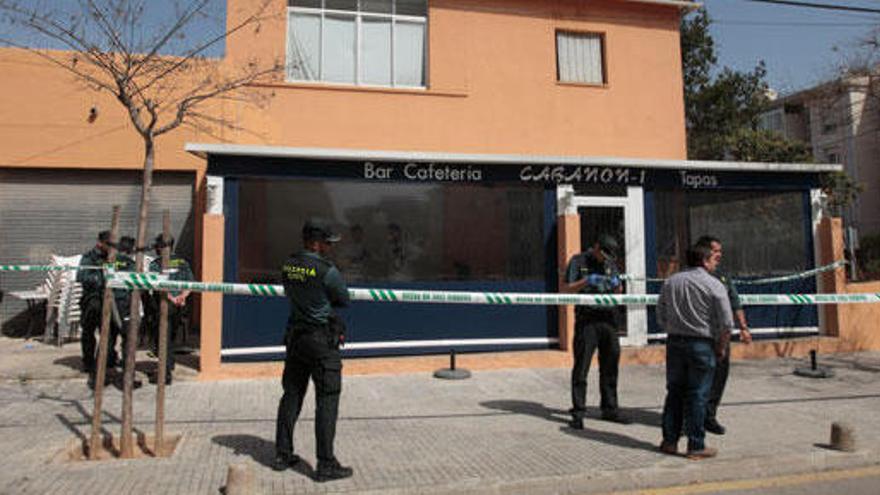 Bar donde este miércoles se autodisparó un hombre.