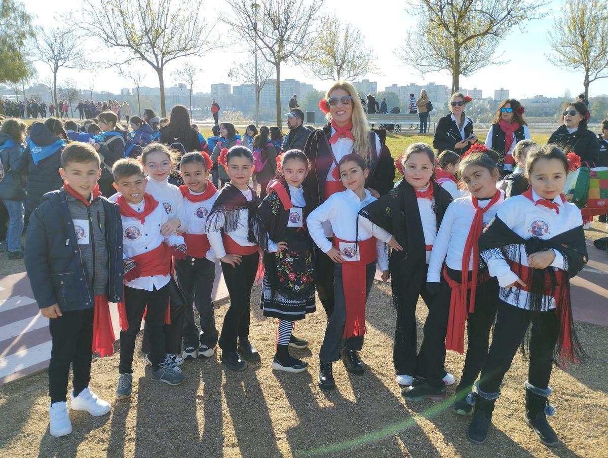 Algunos alumnos cambiaron el uniforme por otros atuendos.