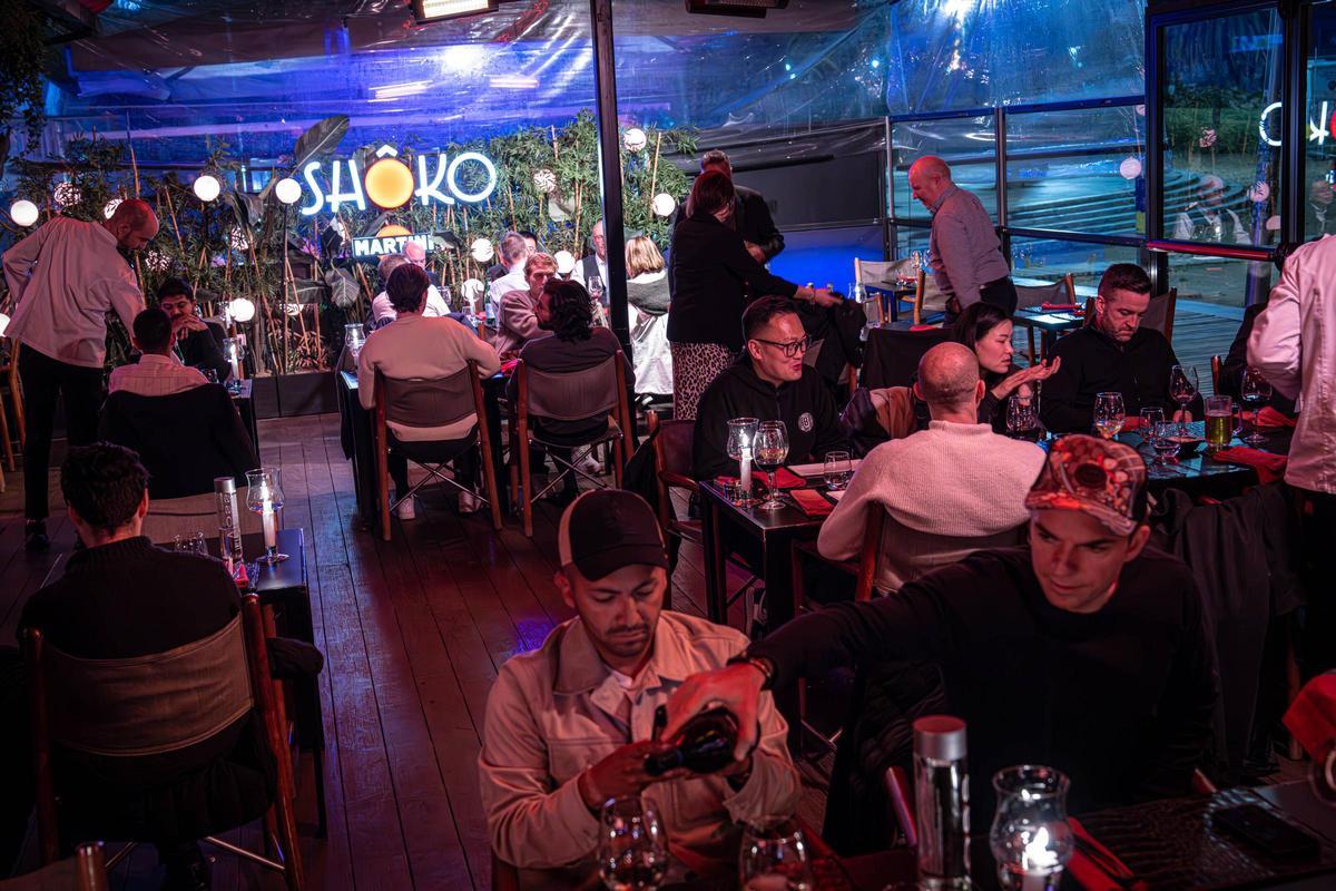 Los congresistas del Mobile toman la noche de Barcelona