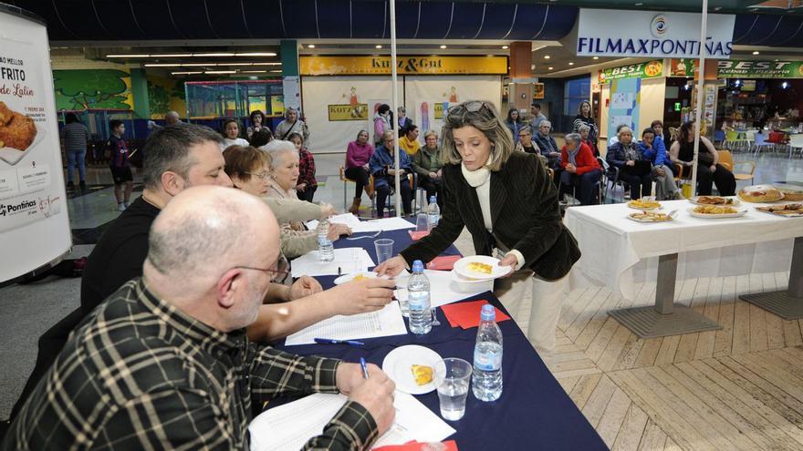La lalinense Áurea Alonso gana el concurso de leche frita del Pontiñas Gadis