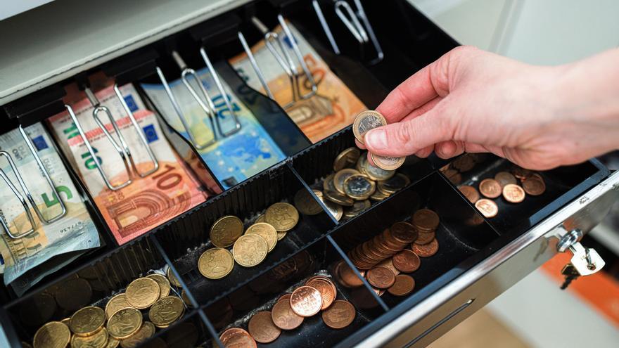 Els preus s'apugen tres dècimes al novembre a Girona per l'alça de la roba i el calçat arran de la proximitat del Nadal