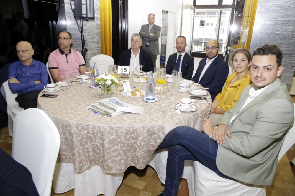 Participantes en el "Encuentro de Líderes"