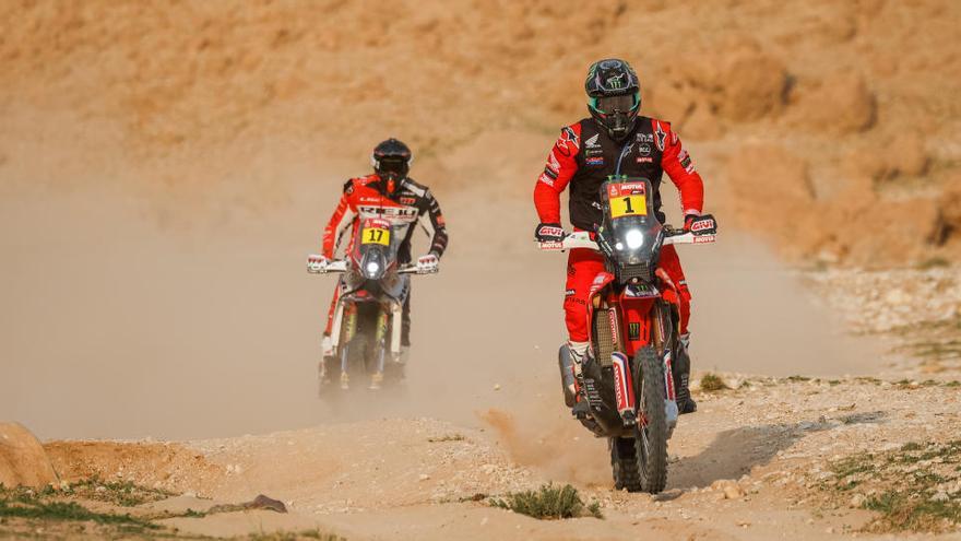 Sainz se mantiene tercero y Barreda pierde tiempo en el Dakar