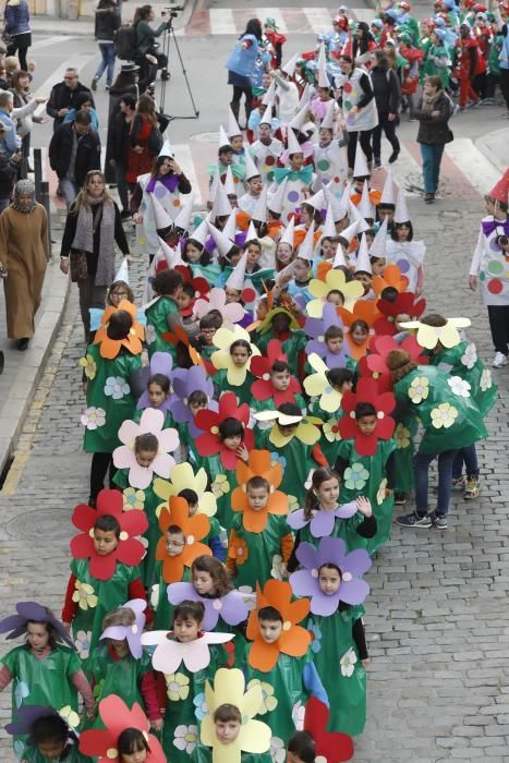 Rua infantil dels 50 anys de l'escola Joan Margarit de la Bisbal