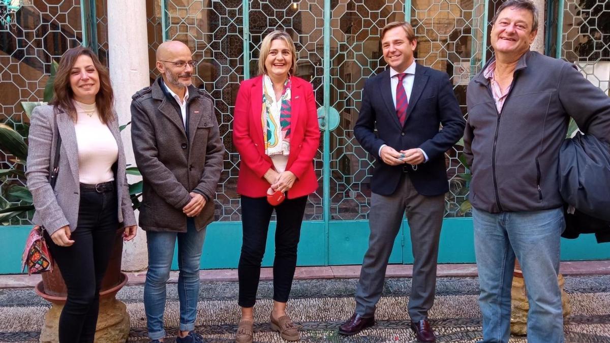 Delegación de CCOO en su reunión con el delegado del Gobierno andaluz en Córdoba, Antonio Repullo.