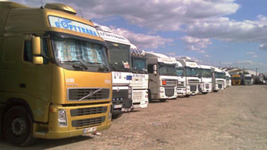 Los transportistas cifran en un 90% el seguimiento de la huelga en Extremadura