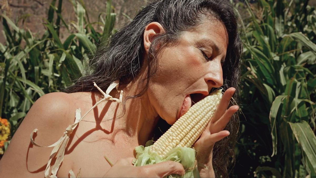 Fotograma del corto 'El millo de las mujeres' de Gloria Godínez.