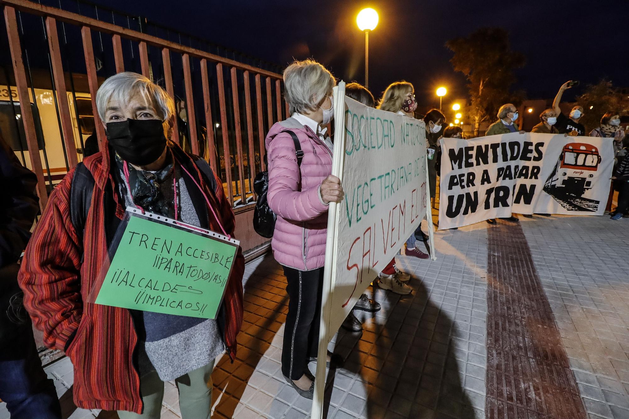 El Ayuntamiento de Alcoy y el PSOE defienden la actuación del Gobierno en la mejora del tren