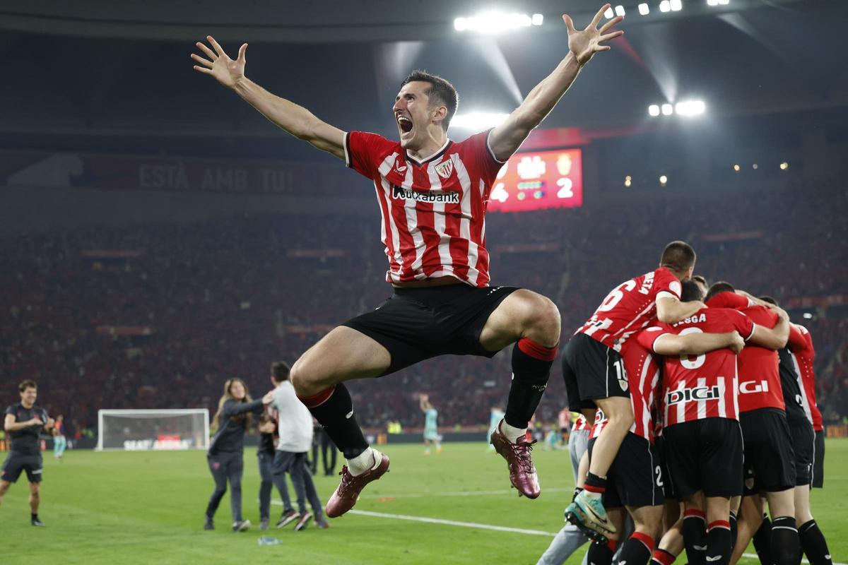 El Athletic celebra su victoria en la final de la Copa del Rey.