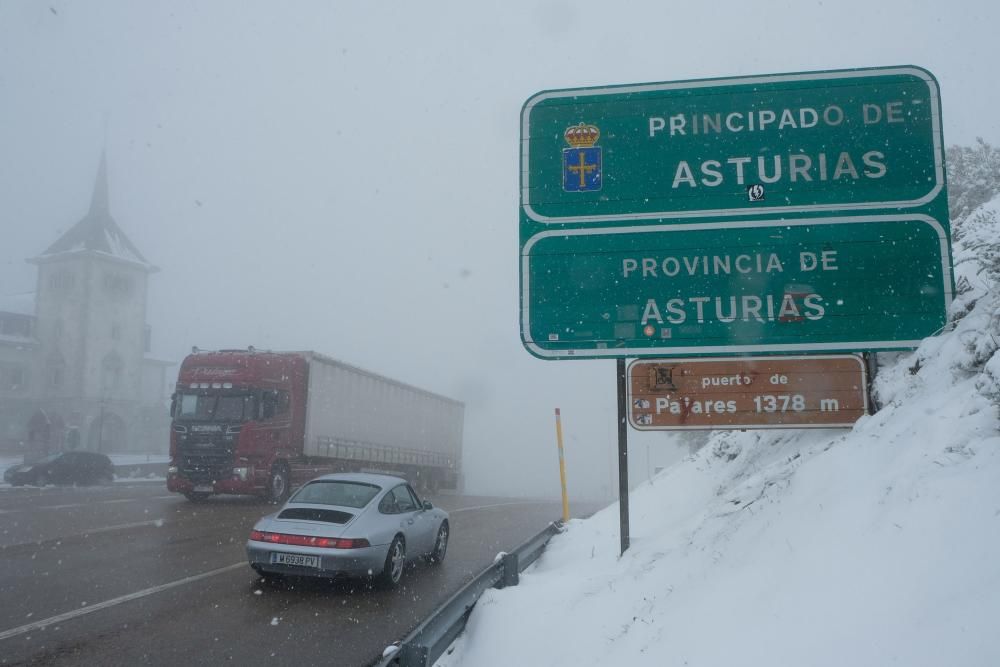 Nieve en el Puerto de Pajares