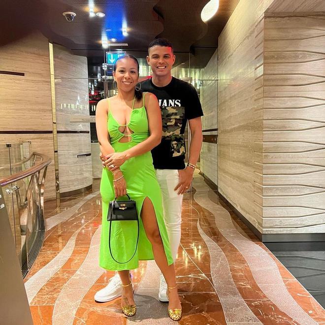 Thiago Silva, con su pareja de vacaciones