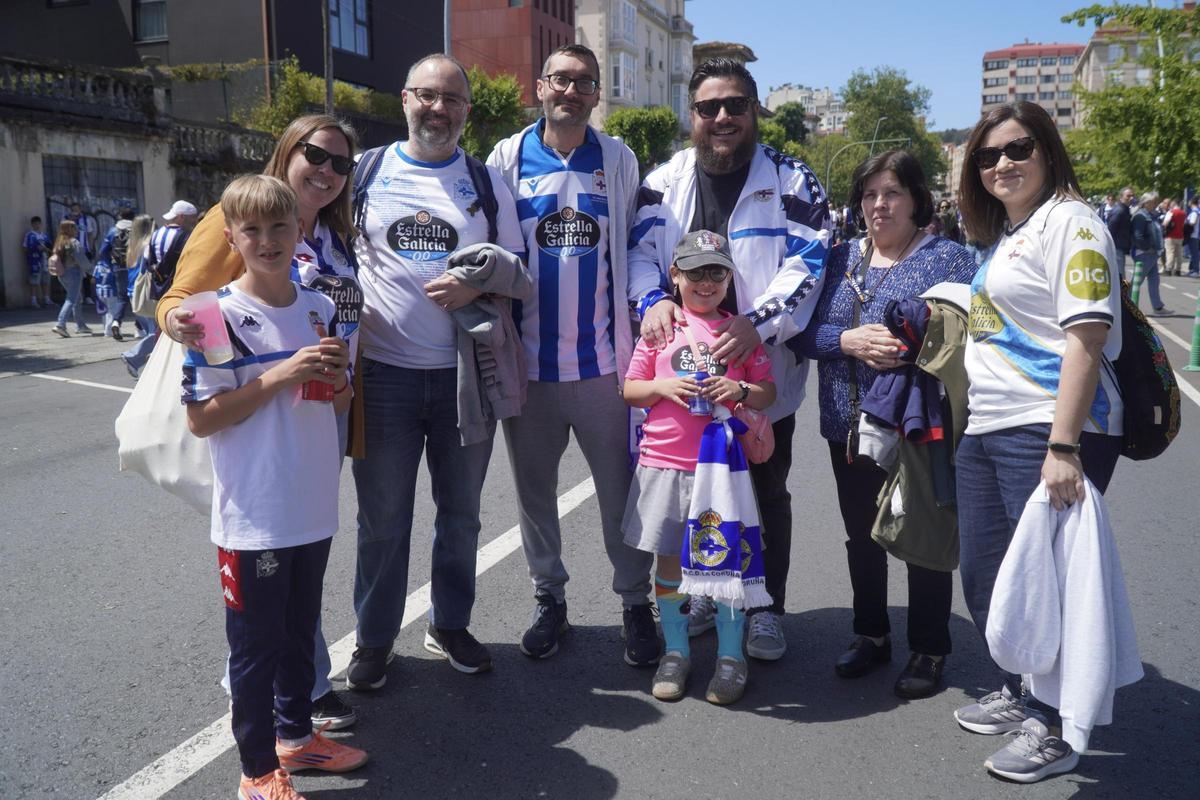 Especial ascenso a Primera del Deportivo: De padres a hijas, de madres a hijos