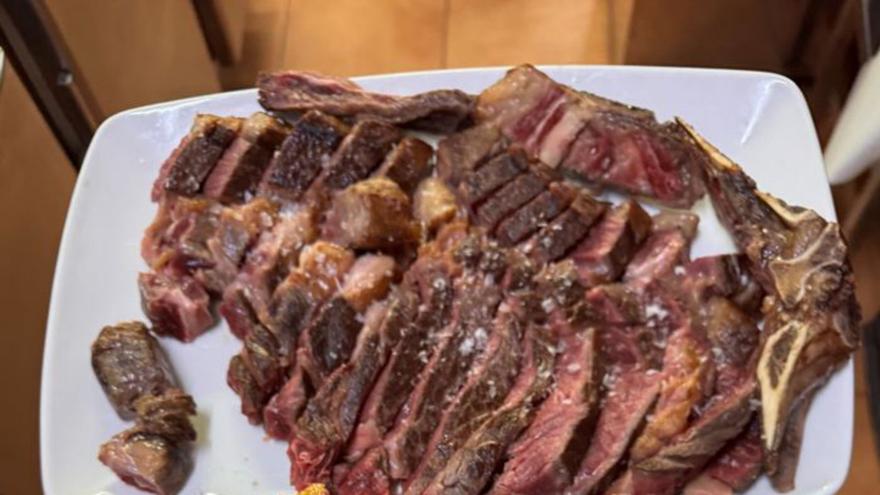 Carnes de gran calidad. | | VISTA AL PUERTO