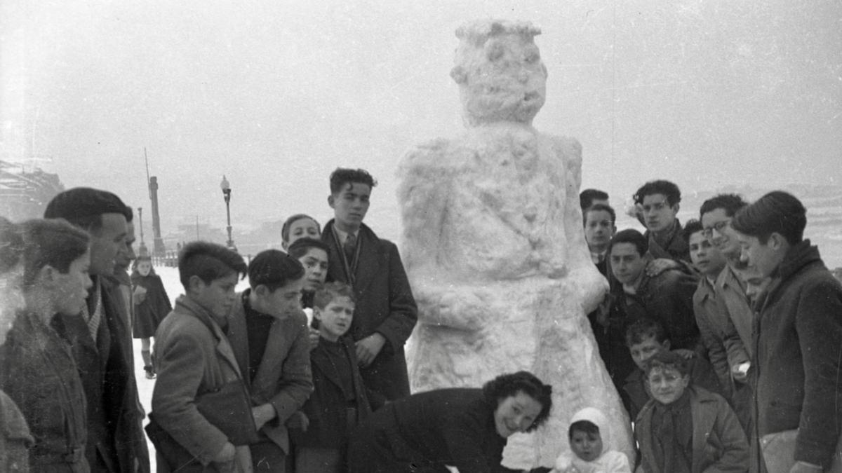 Las imágenes de Foto Ángel donadas al Muséo del Pueblu d' Asturies