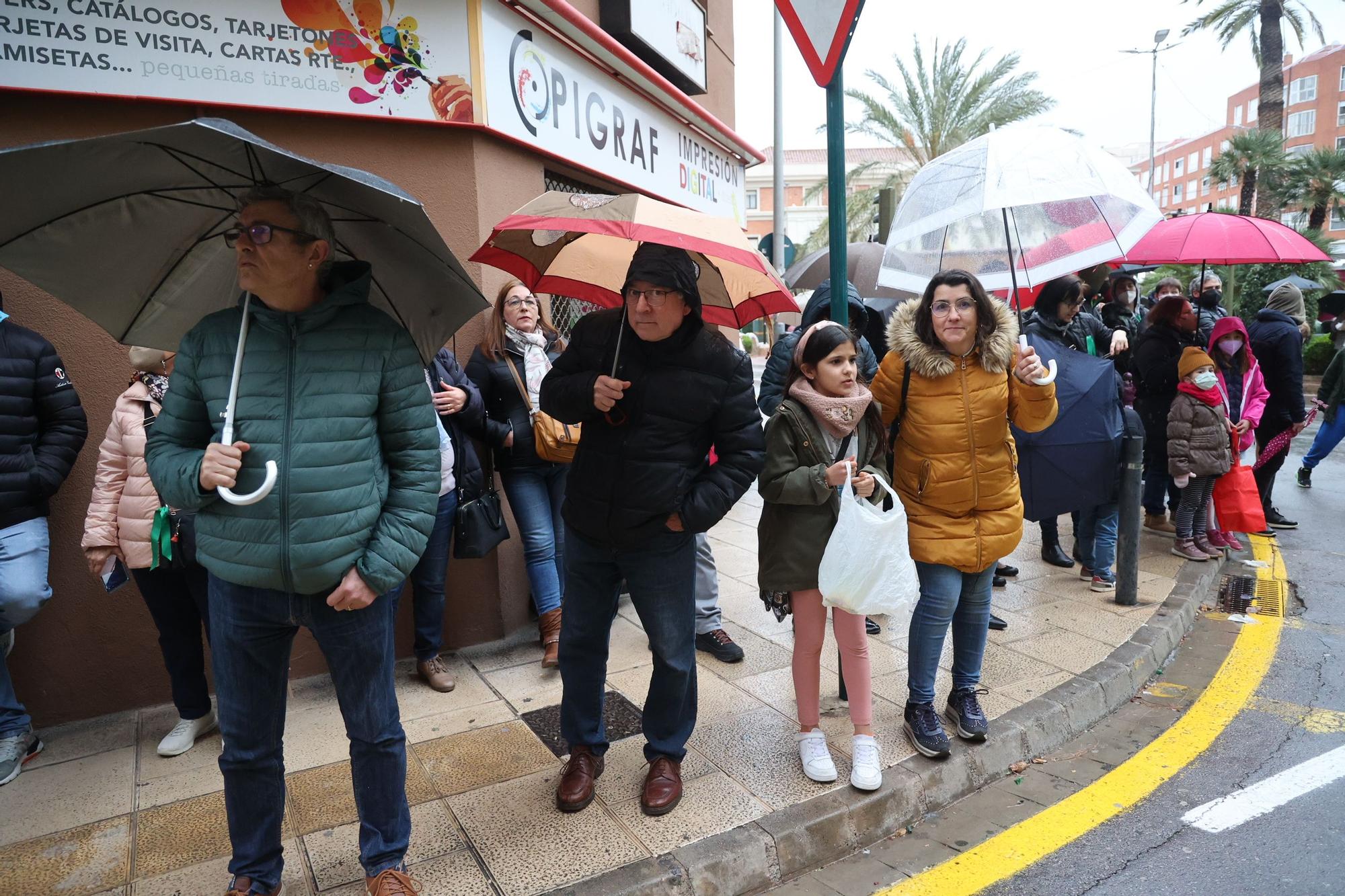 Las mejores imágenes del desfile de carros engalanados y collas de la Magdalena