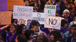 Doble convocatoria inédita el 8M en Barcelona: colectivos contrarios a la 'ley trans' se desmarca por primera vez de la marcha unitaria