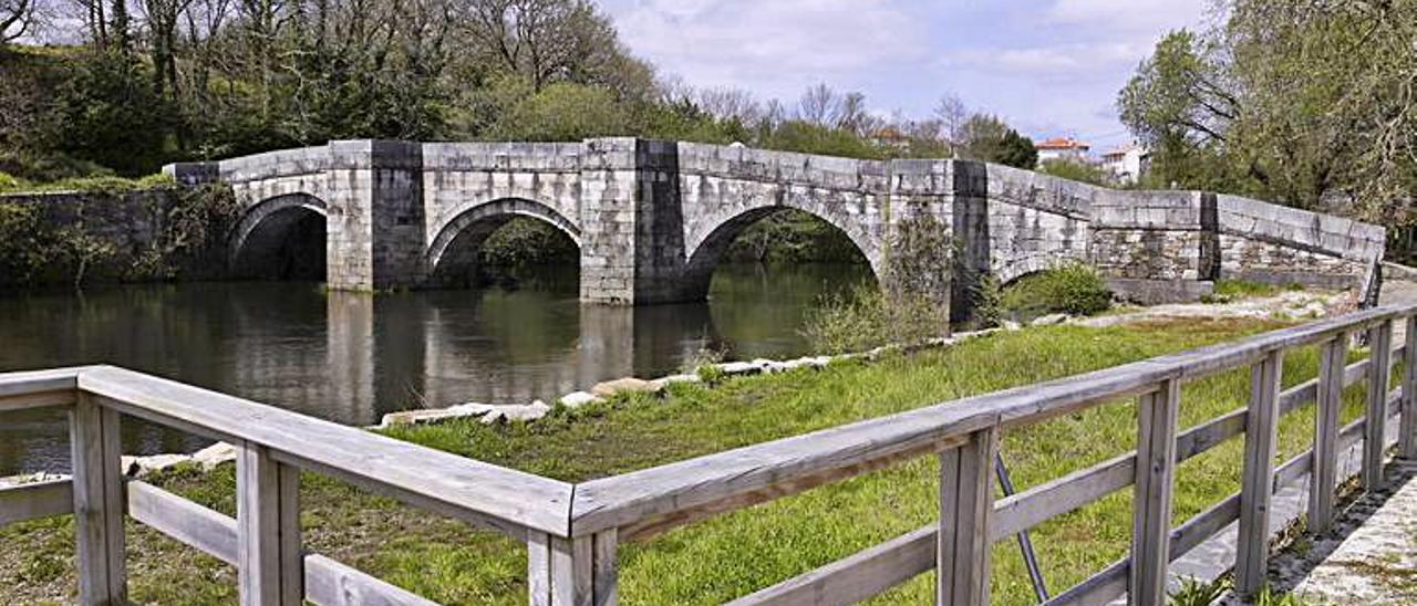 Vista da ponte de Brandomil (Zas).