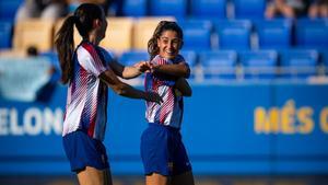 Así ha sido la llegada de las jugadoras del Barça al Johan Cruyff para disputar el Gamper