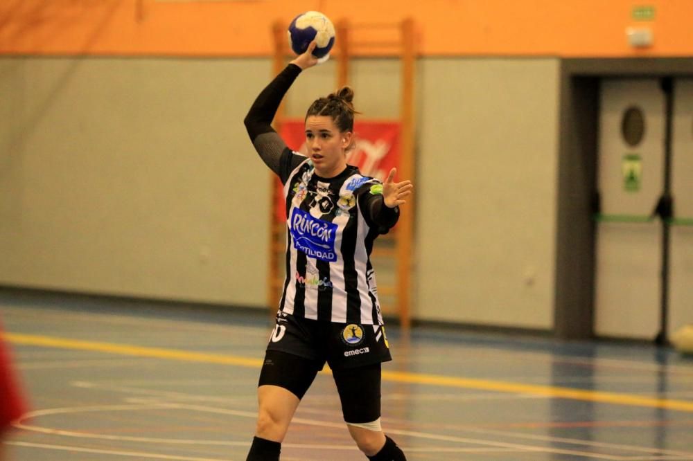 Balonmano | Rincón Fertilidad 25 - DHB Rotweiss Thun 22