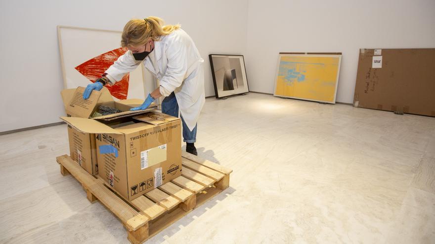 La primera exposición de la colección Jenkins-Romero en Alicante rompe fronteras