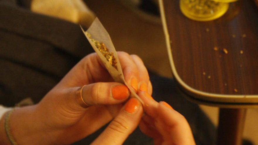 Lloret de Mar té cinc clubs de fumadors de cànnabis