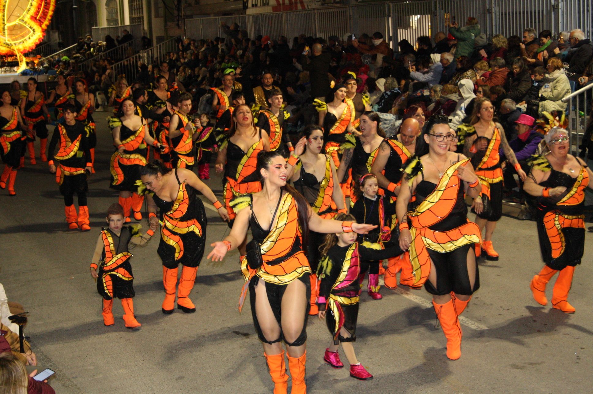 Macrogalería de fotos del primer gran desfile del Carnaval de Vinaròs