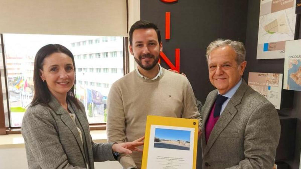 Entrega del proyecto de urbanización del polígono de San Sebastián de los Ballesteros.
