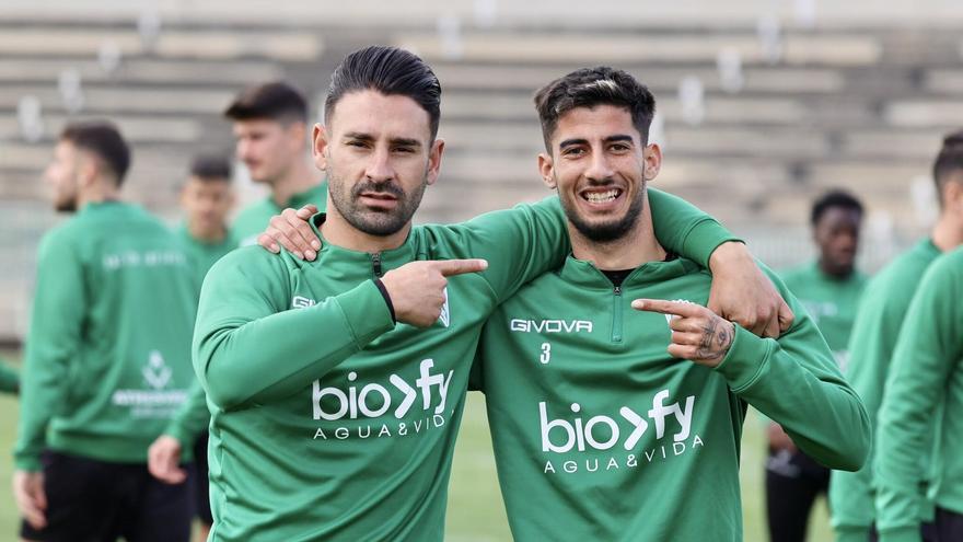 Kike Márquez y José Calderón, sonrientes tras una sesión en la Ciudad Deportiva.