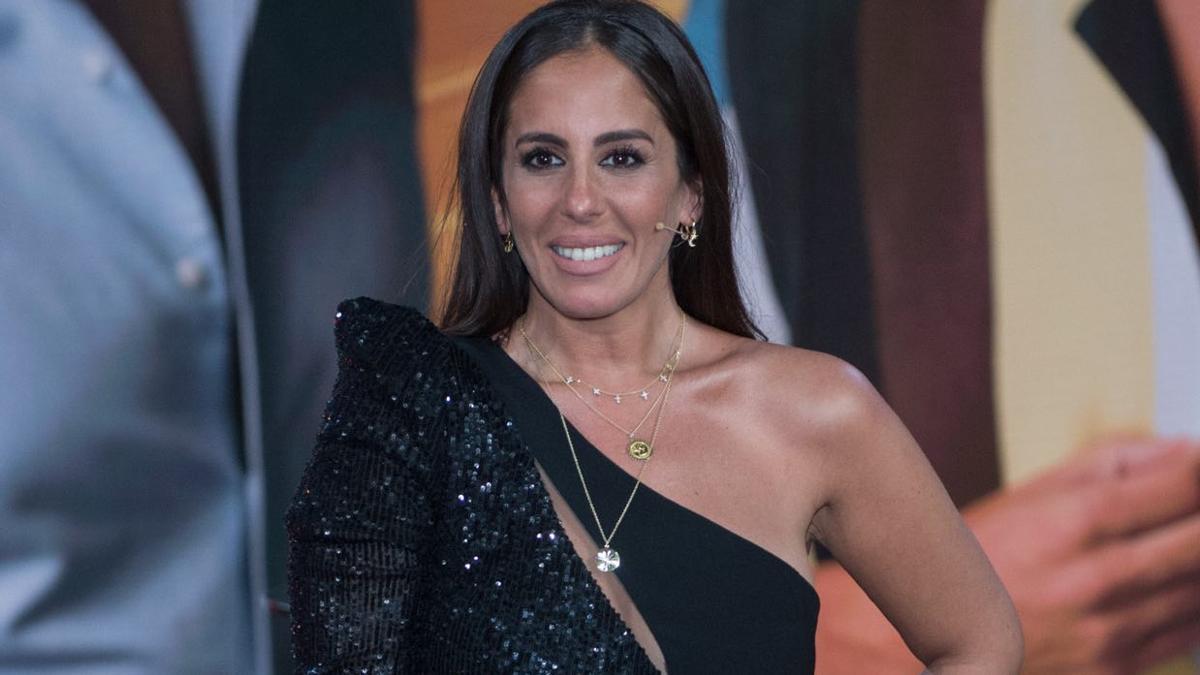 Así fue la boda de Anabel Pantoja en La Graciosa