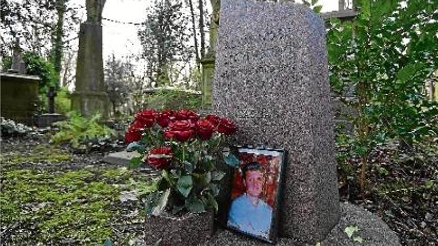 Tomba d&#039;Alexander Litvinenko al cementiri de Highgate, a Londres.