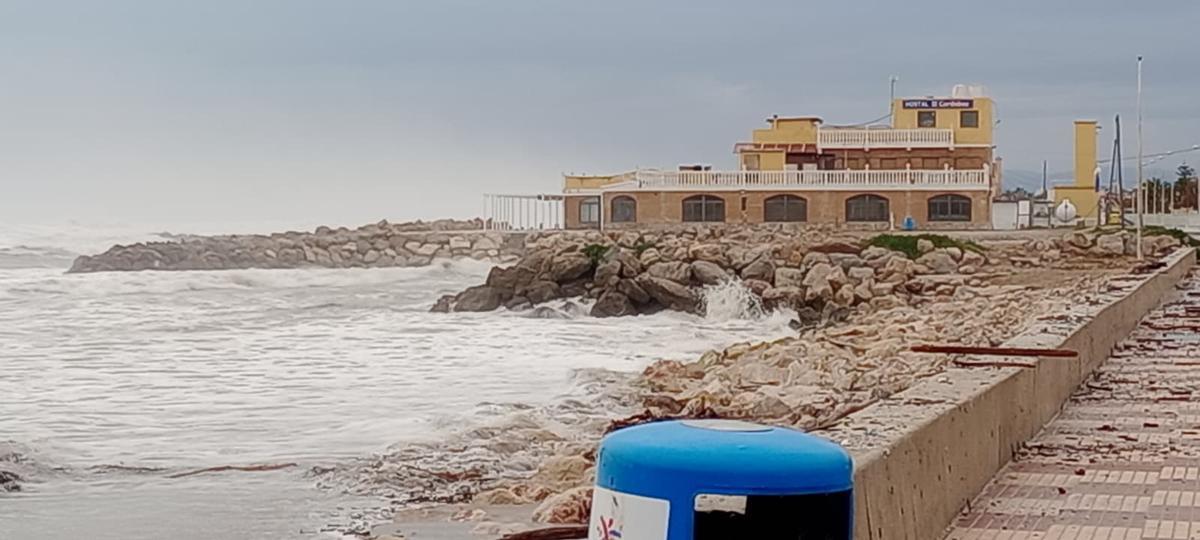 Las mejores imágenes del temporal de mar en Cullera
