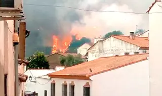 Estabilizado el incendio de Jabugo y los vecinos desalojados regresan a sus casas