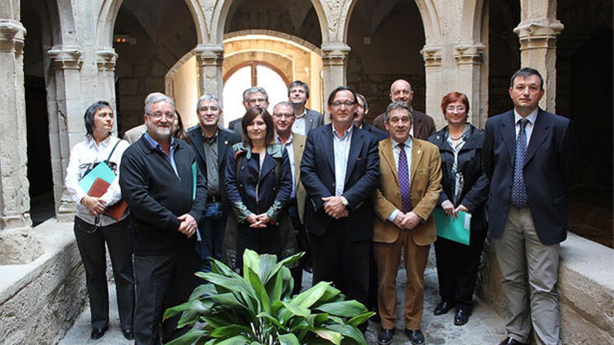 Reunión de la comisión directiva de la Associació de Municipis per la Independència, en Montblanc el pasado 27 de marzo.