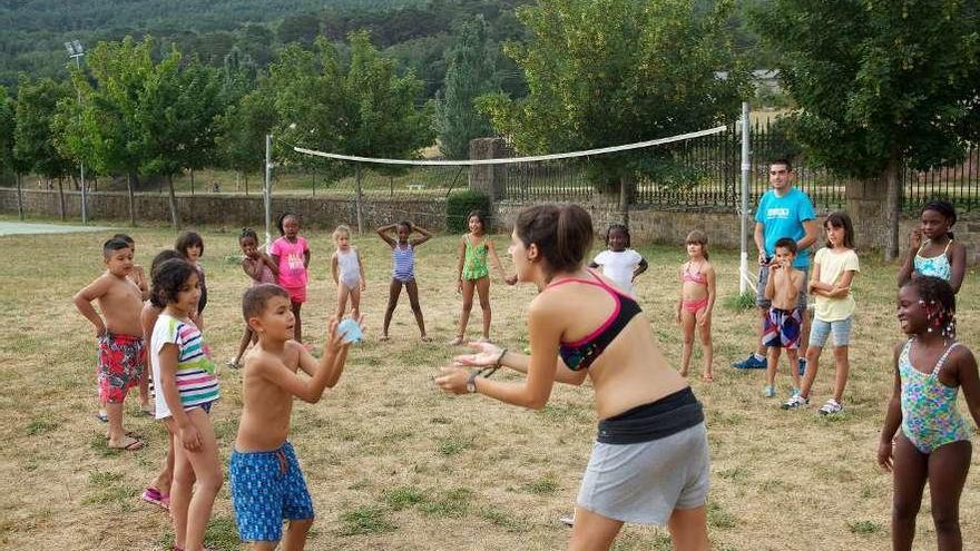 Diferentes actividades realizadas dentro del programa CaixaProinfancia. // Obra Social &quot;la Caixa&quot;