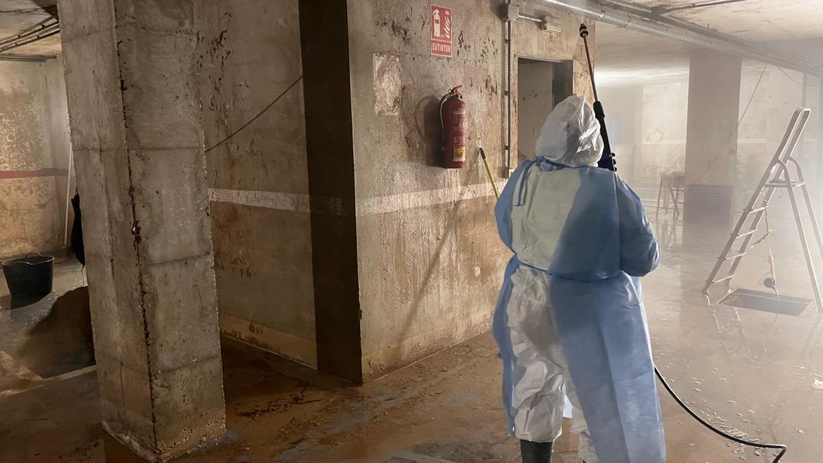 La Diputación de Valencia completa la limpieza de garajes en l'Horta