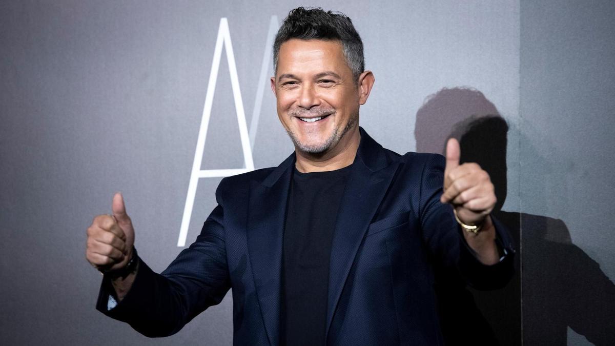 Alejandro Sanz encabeza la lista del talento español de Forbes