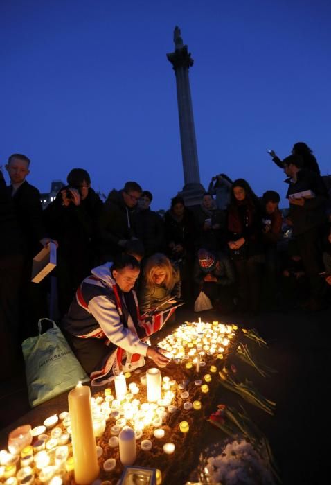 Londres recuerda a las víctimas del atentado