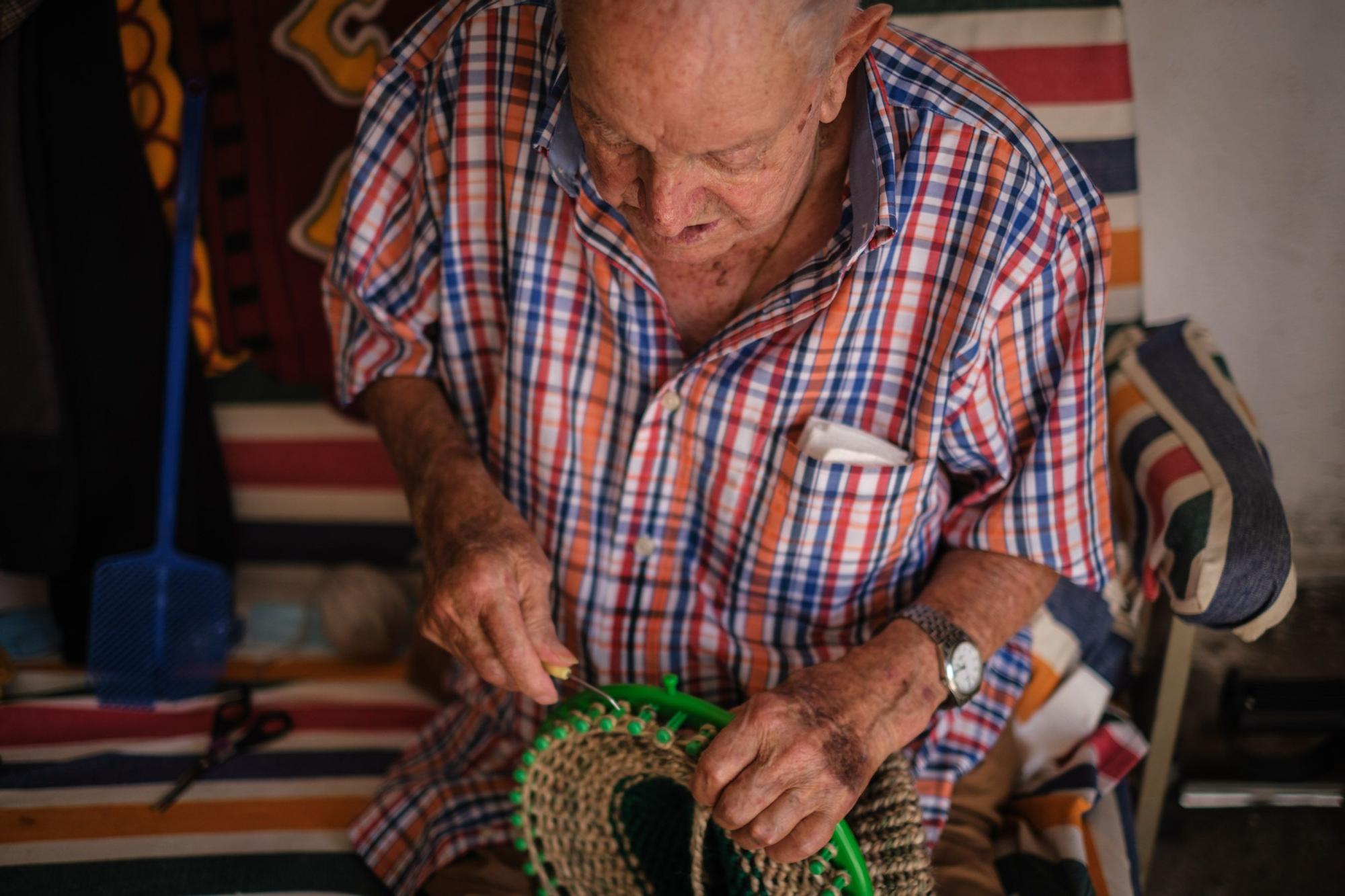 Benito, el de los gorros