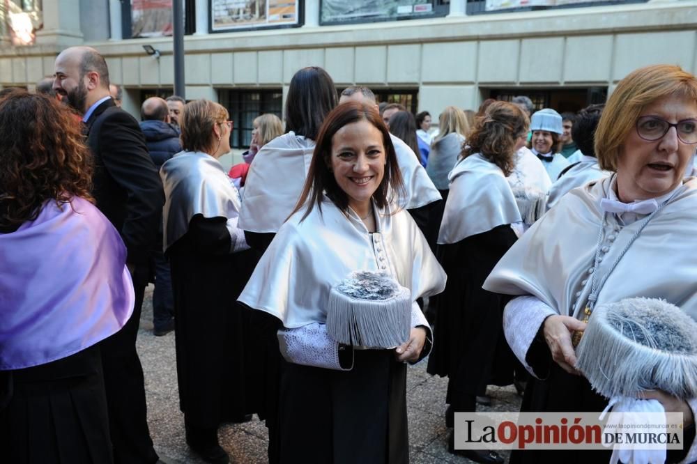 Rosamaría Alberdi, primera enfermera doctora honoris causa de España por la UMU