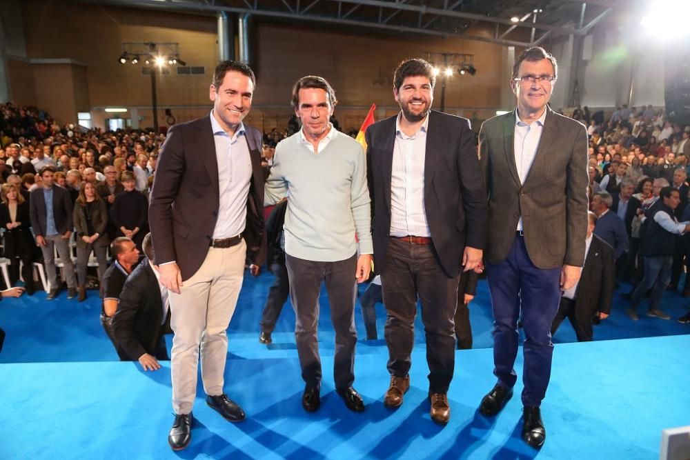 Acto del PP en el pabellón Cagigal de Murcia