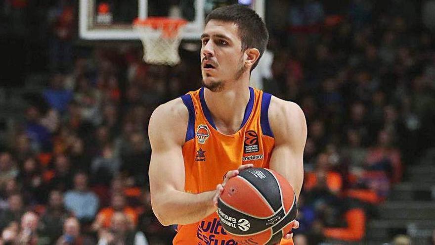 Vanja Marinkovic, en el partido ante el Olympiacos en La Fonteta