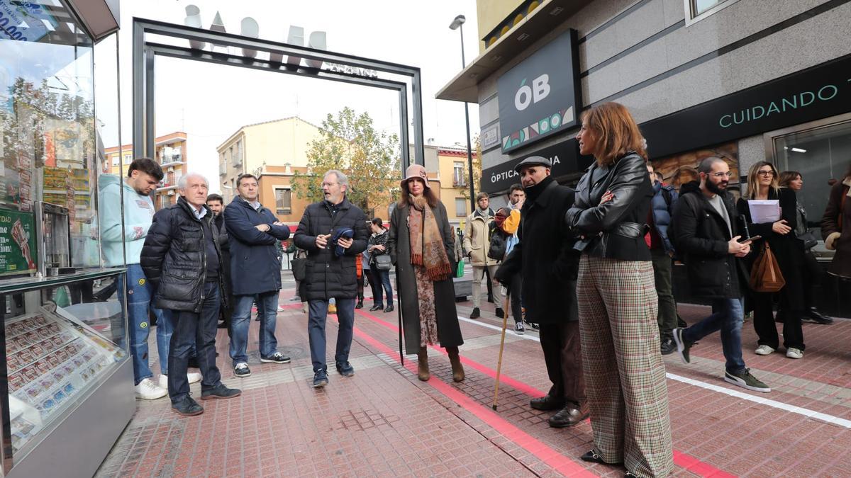 La calle Delicias de Zaragoza se convierte en un paseo comercial